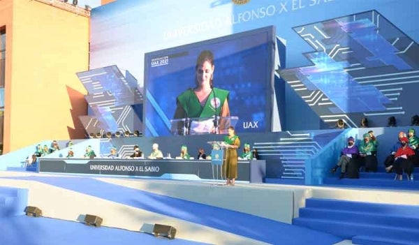 discurso estudiante veterinaria graduacion uax 2021